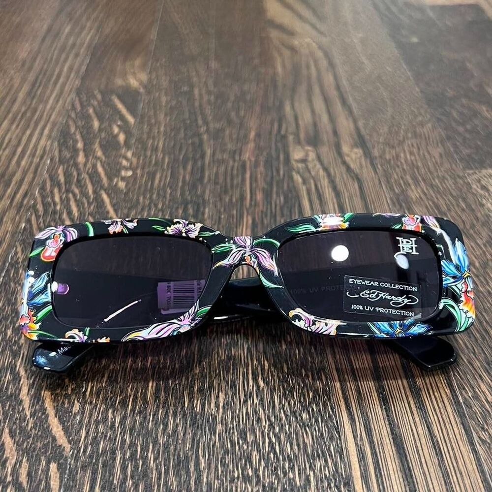 ed hardy black square rose flower sunglasses (NWT)